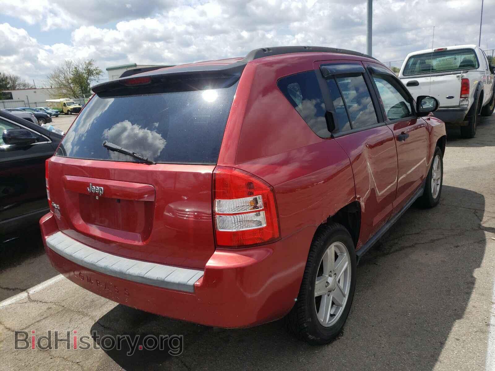 2007 JEEP COMPASS - VIN: 1J8FF47W57D385903 - Photo 4