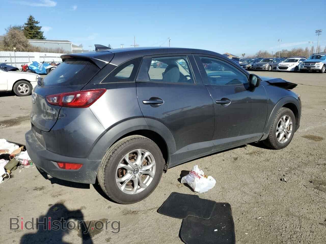 2018 MAZDA CX-3 - VIN: JM1DKFB73J1304363 - Фото 3