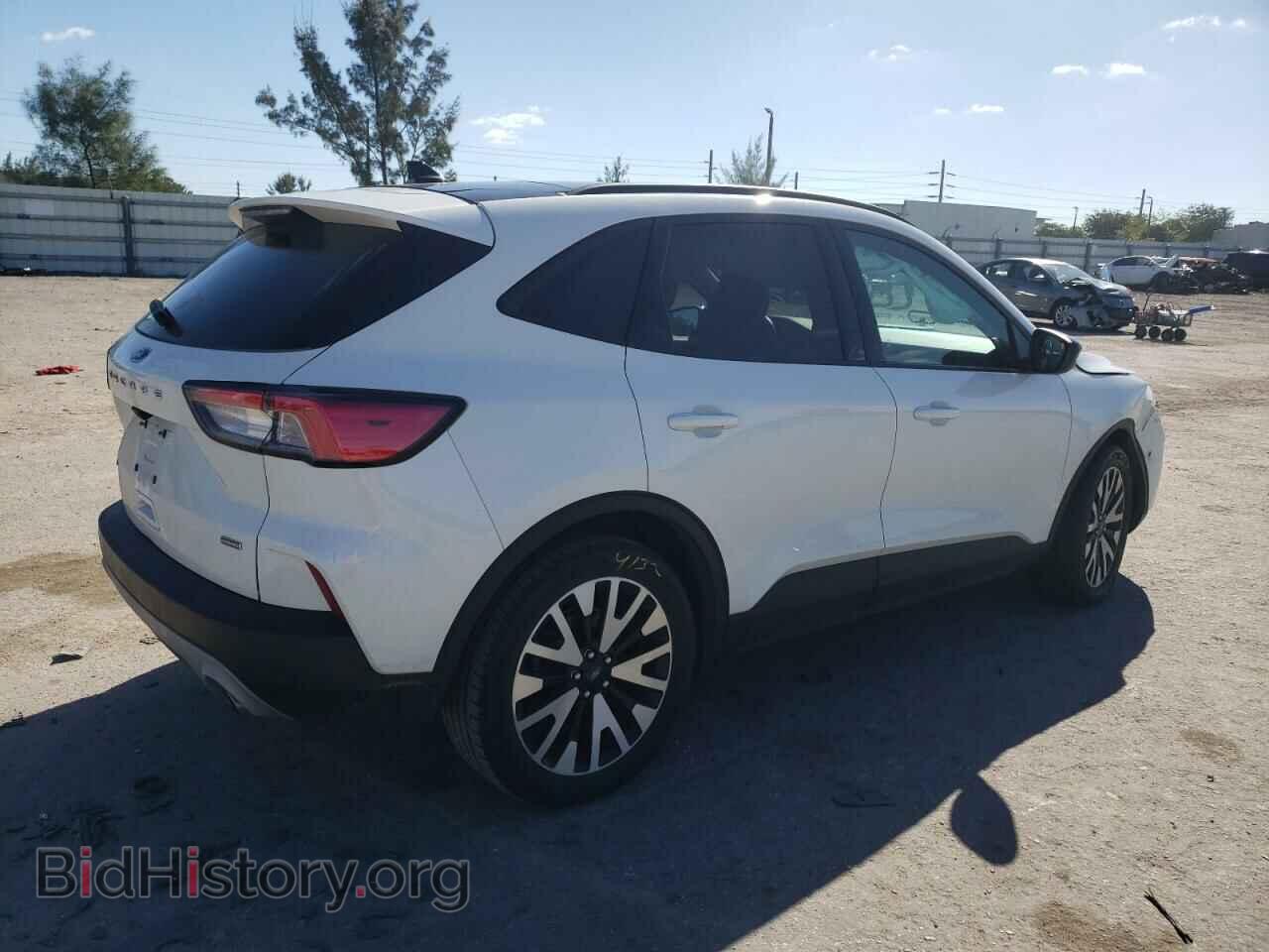 2020 FORD ESCAPE - VIN: 1FMCU0BZ8LUA83022 - Фото 3