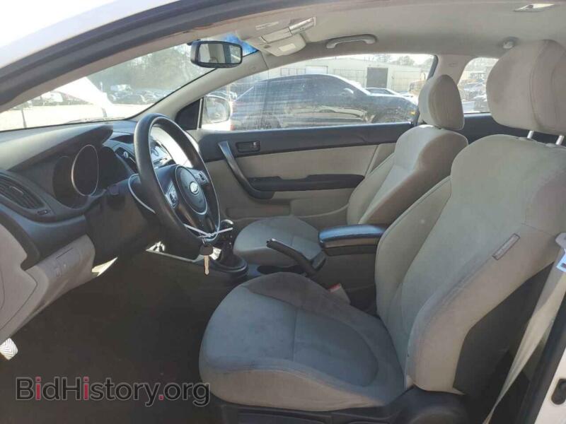 2010 Kia FORTE (VIN KNAFU6A26A5117956) — photo 7 of 12