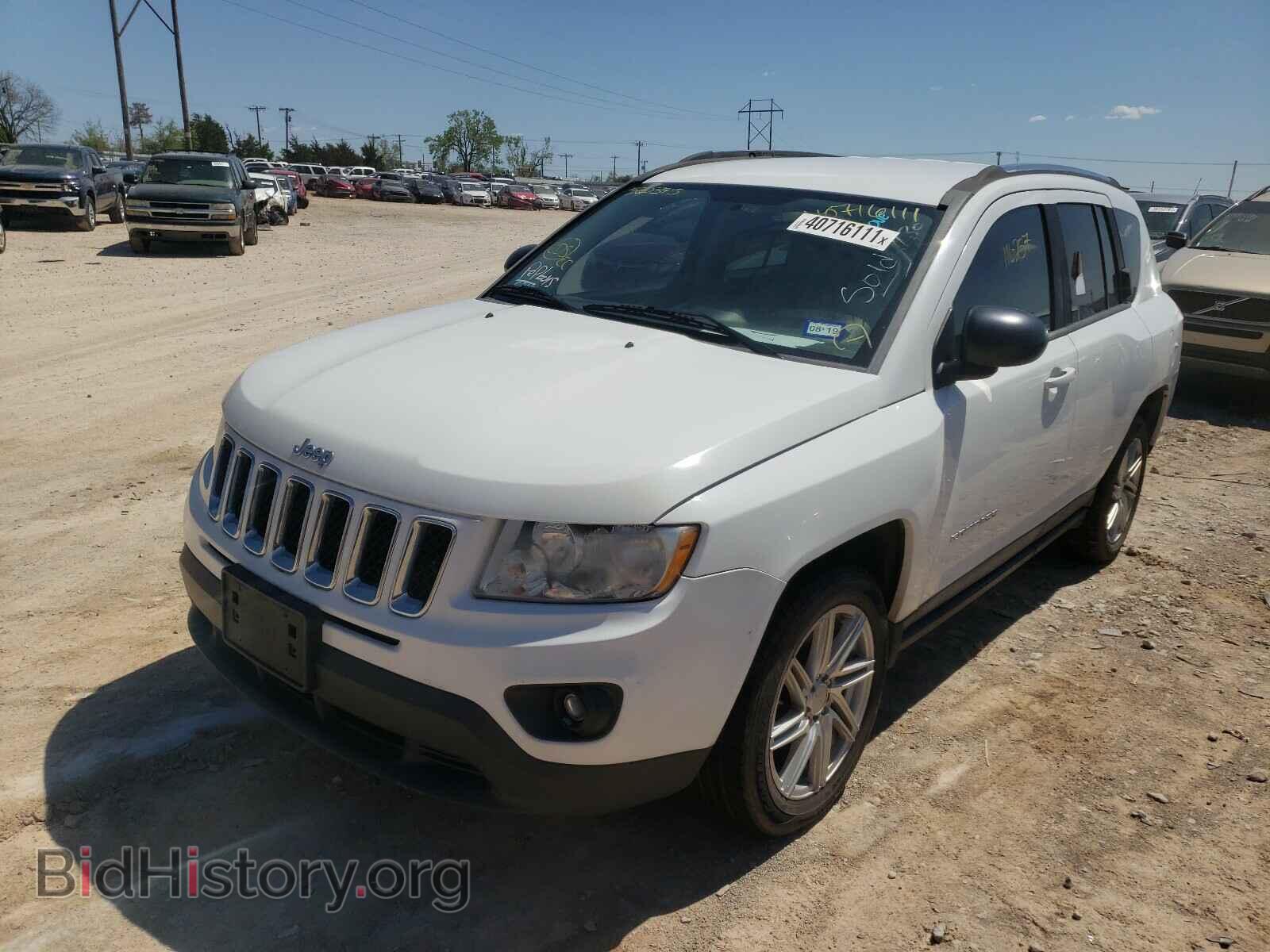 2012 JEEP COMPASS - VIN: 1C4NJDBB9CD520395 - Photo 2