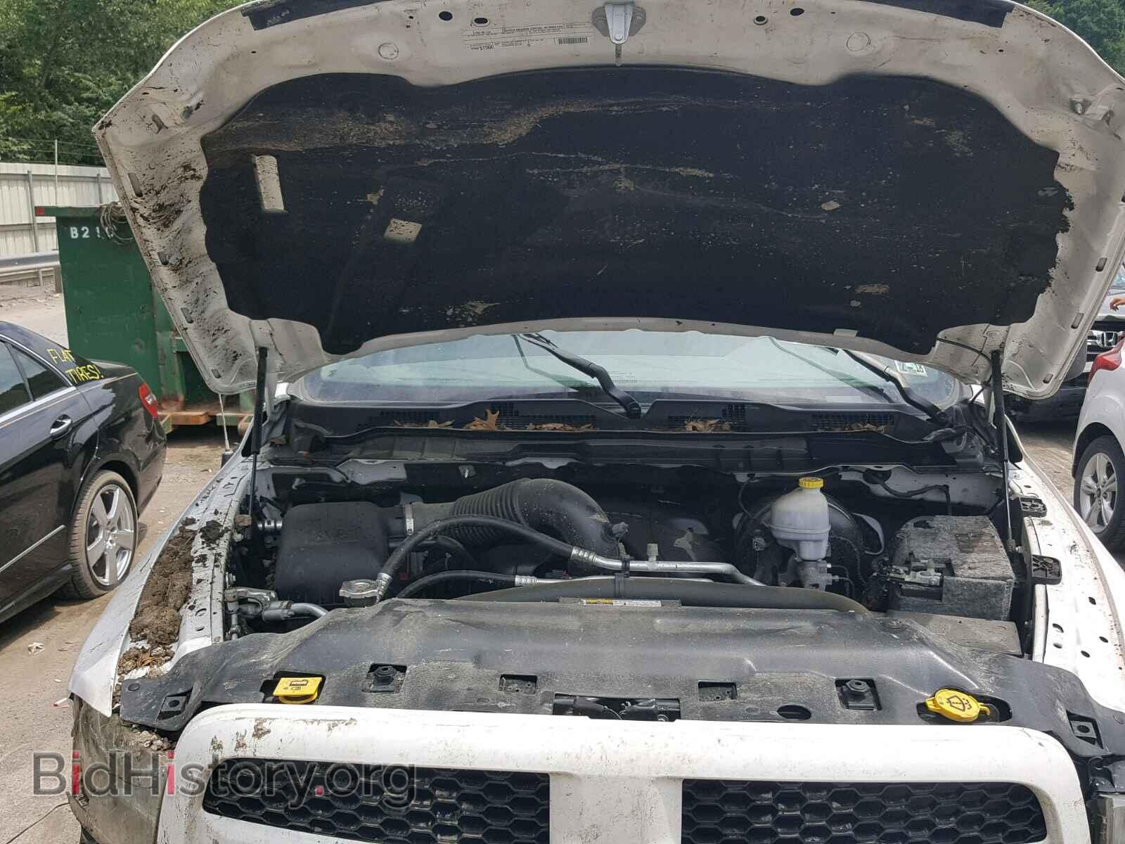 2016 RAM 1500 ST - VIN: 3C6RR7KT2GG136723 - Фото 7
