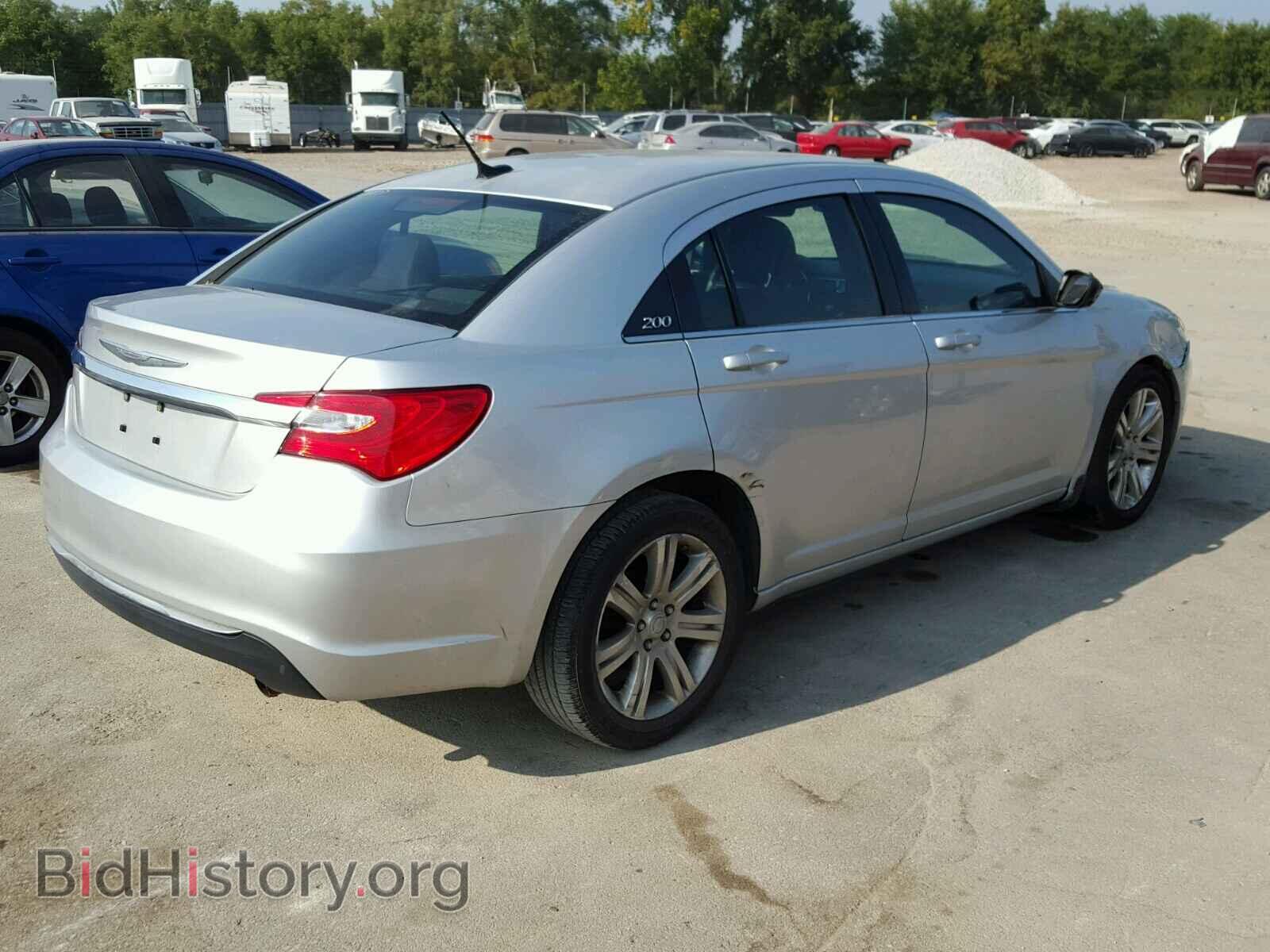 2012 CHRYSLER 200 - VIN: 1C3CCBAB0CN184321 - Photo 4
