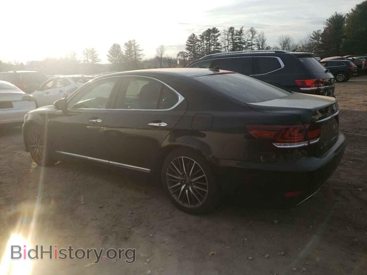 2013 LEXUS LS460 - VIN: JTHBL5EF5D5119762 - Photo 2