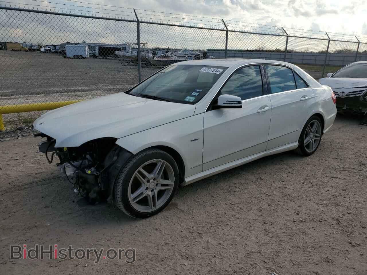 Photo WDDHF5KB4CA530540 - MERCEDES-BENZ E-CLASS 2012