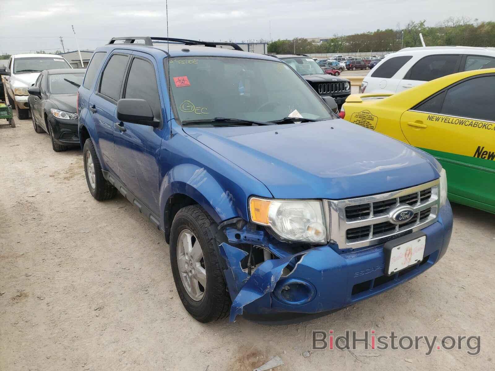 Photo 1FMCU0D74BKA98168 - FORD ESCAPE 2011