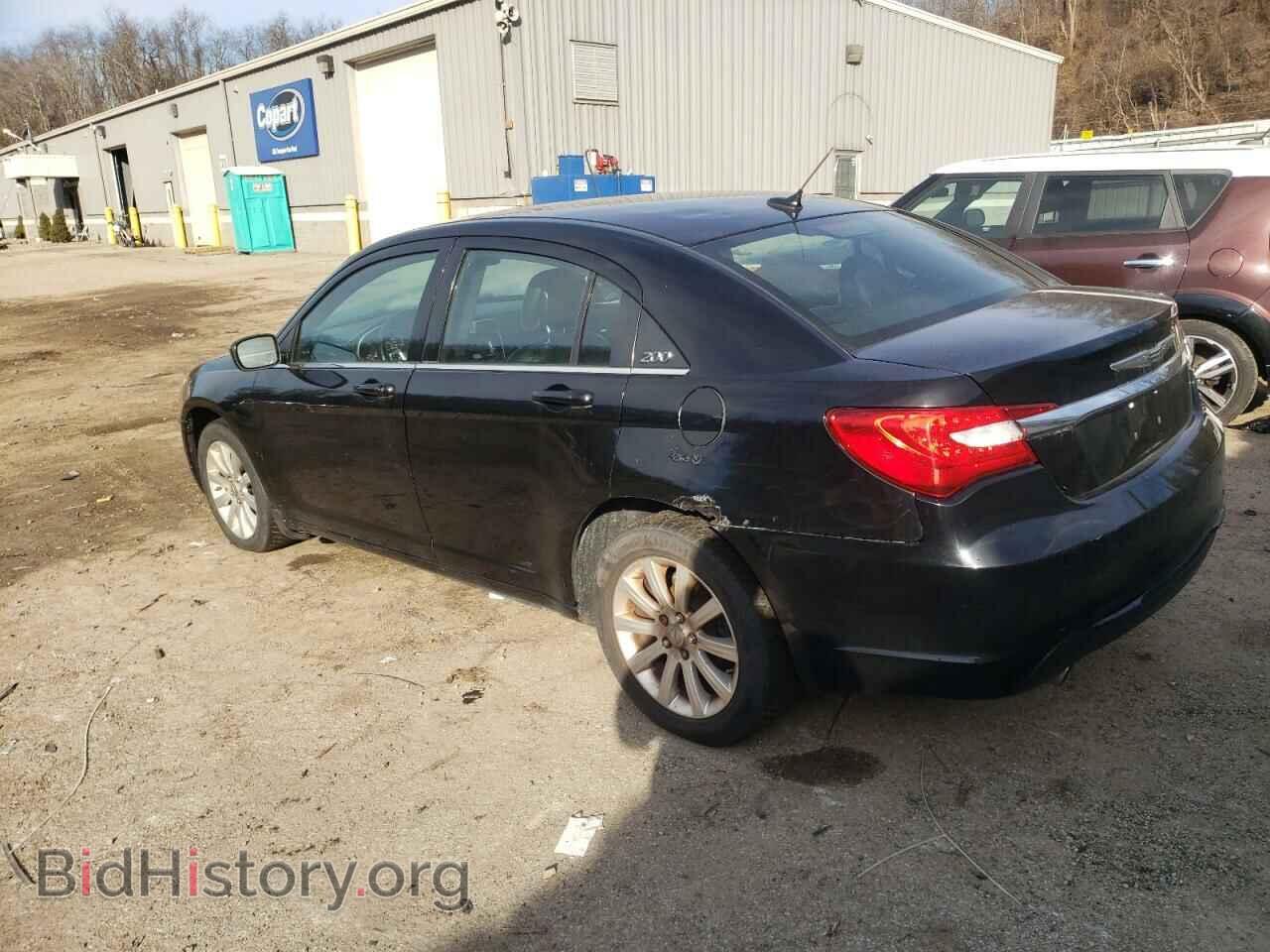 2011 CHRYSLER 200 - VIN: 1C3BC8FG8BN601492 - Фото 2