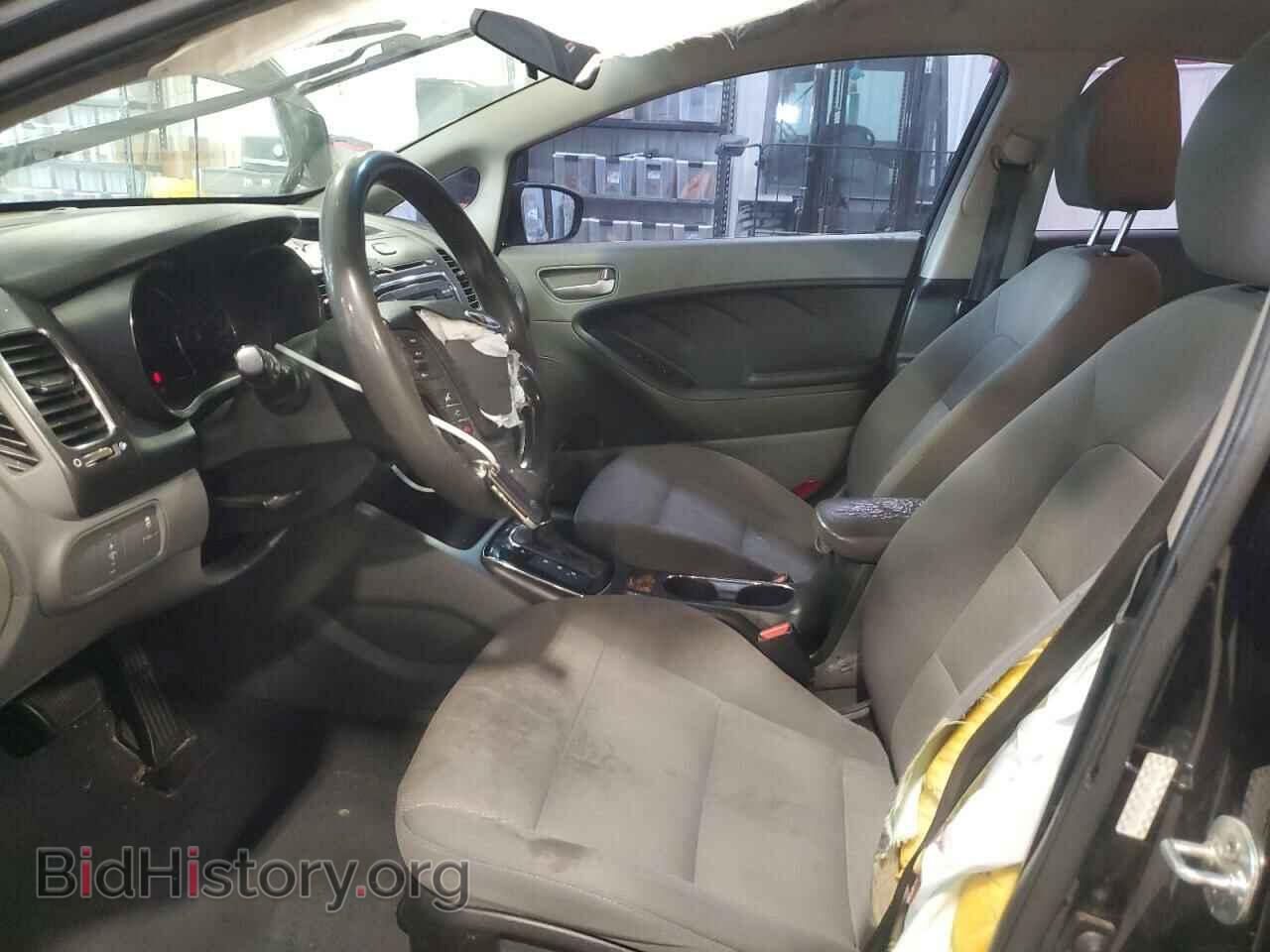 2017 KIA FORTE - VIN: 3KPFK4A70HE061858 - Фото 7