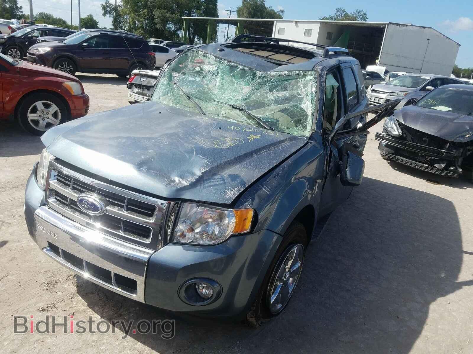 2011 FORD ESCAPE - VIN: 1FMCU0EG9BKA42046 - Фото 2