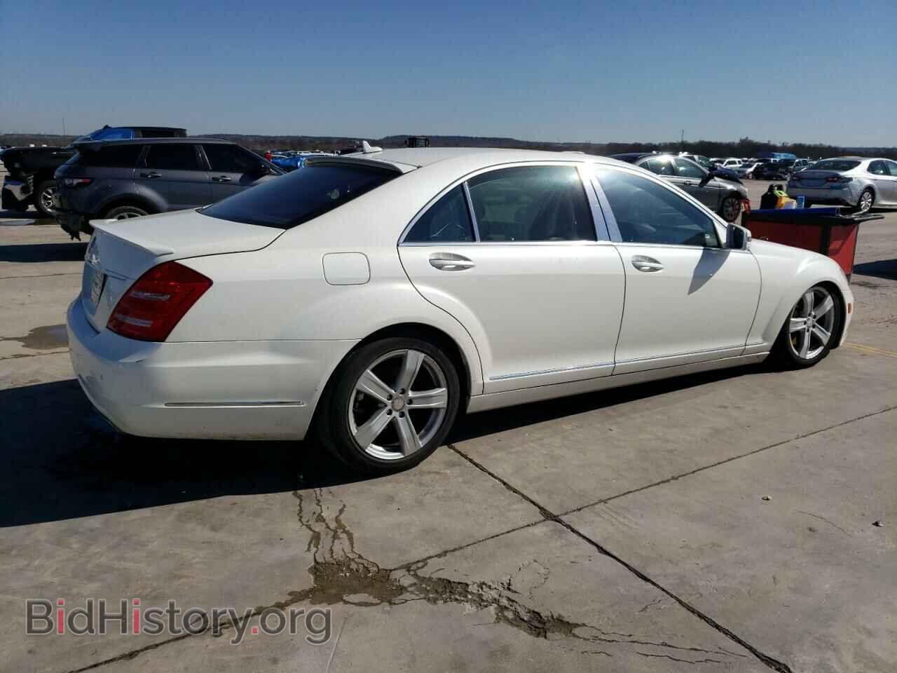 2011 MERCEDES-BENZ S-CLASS - VIN: WDDNG7BB6BA403010 - Фото 3