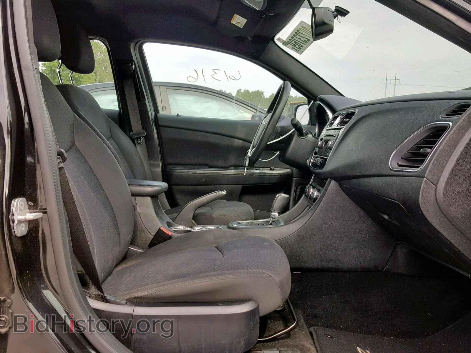 2013 CHRYSLER 200 - VIN: 1C3CCBAG3DN723947 - Фото 5