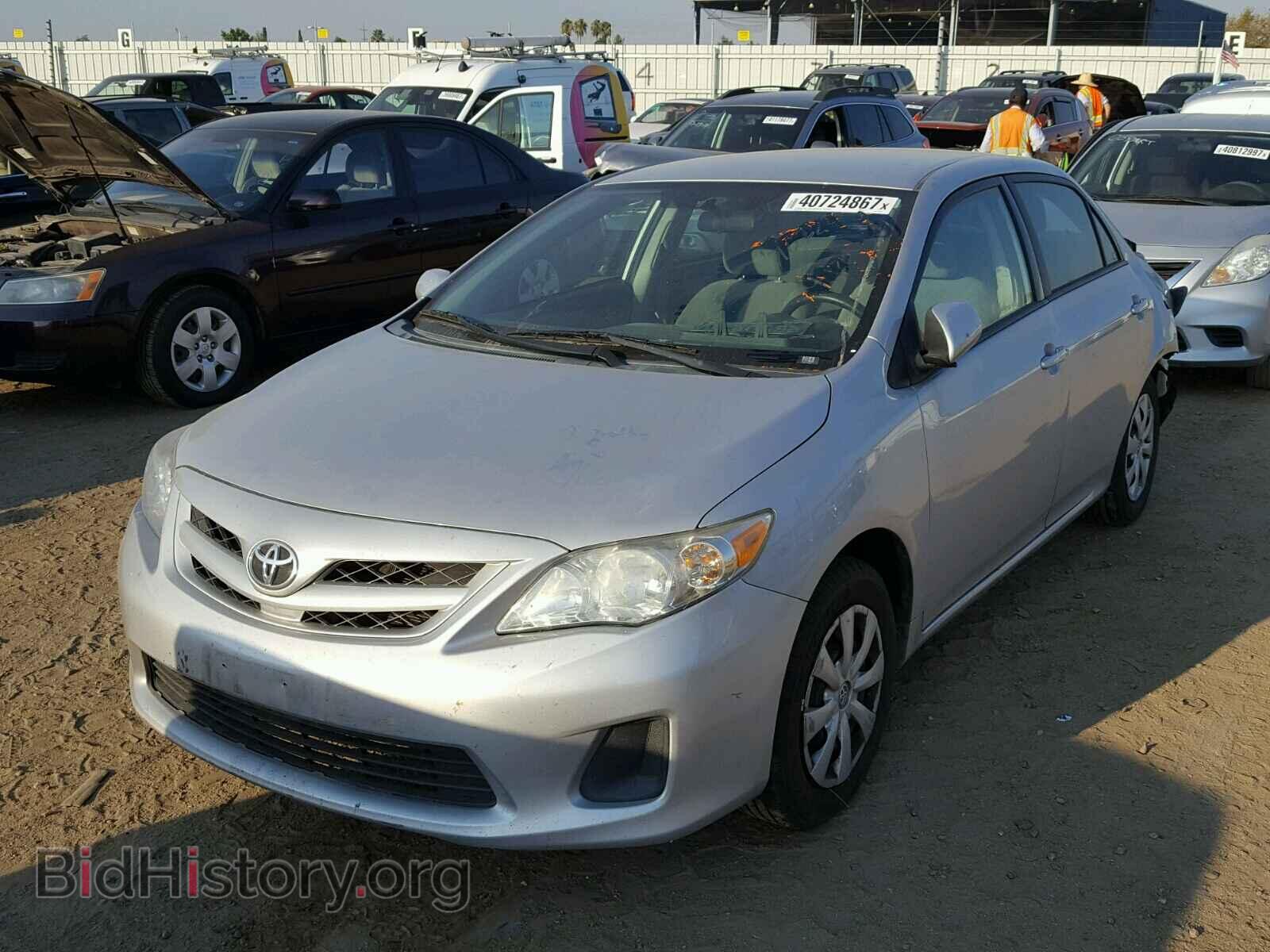 2011 TOYOTA COROLLA - VIN: 2T1BU4EEXBC589429 - Фото 2
