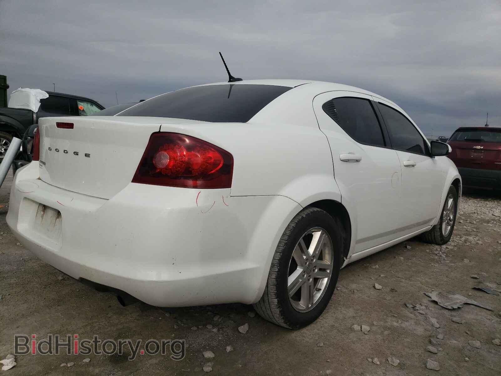 2011 DODGE AVENGER - VIN: 1B3BD1FB1BN555882 - Фото 4