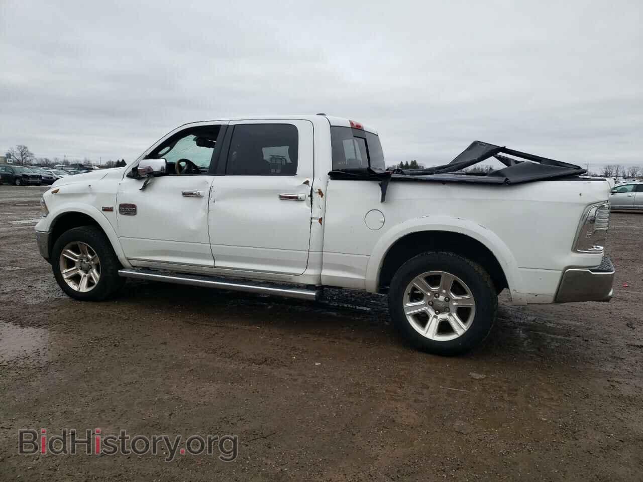 2016 RAM 1500 - VIN: 1C6RR7WT2GS387793 - Фото 2