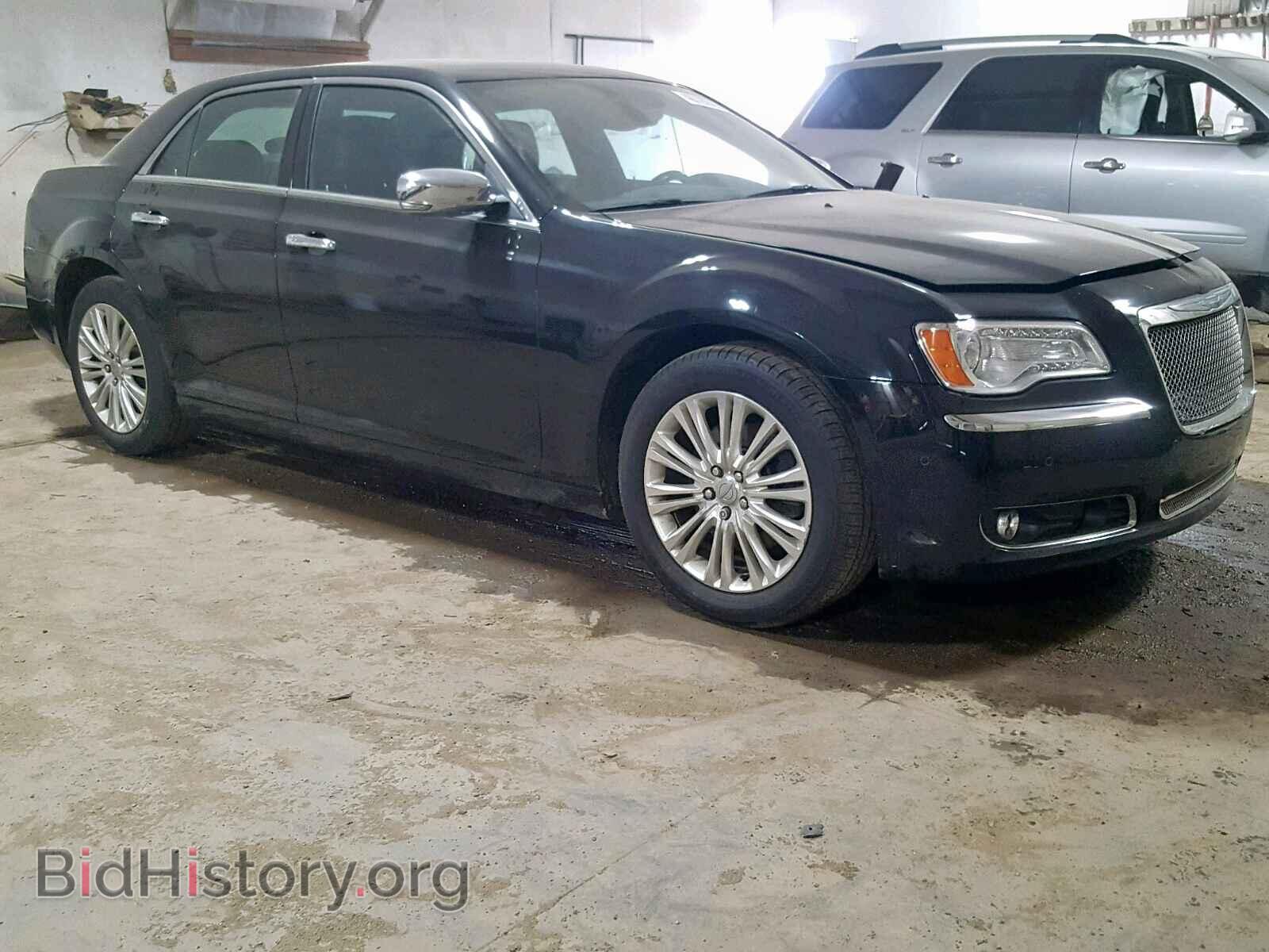 Фотография 2C3CCAKTXCH313997 - CHRYSLER 300 2012