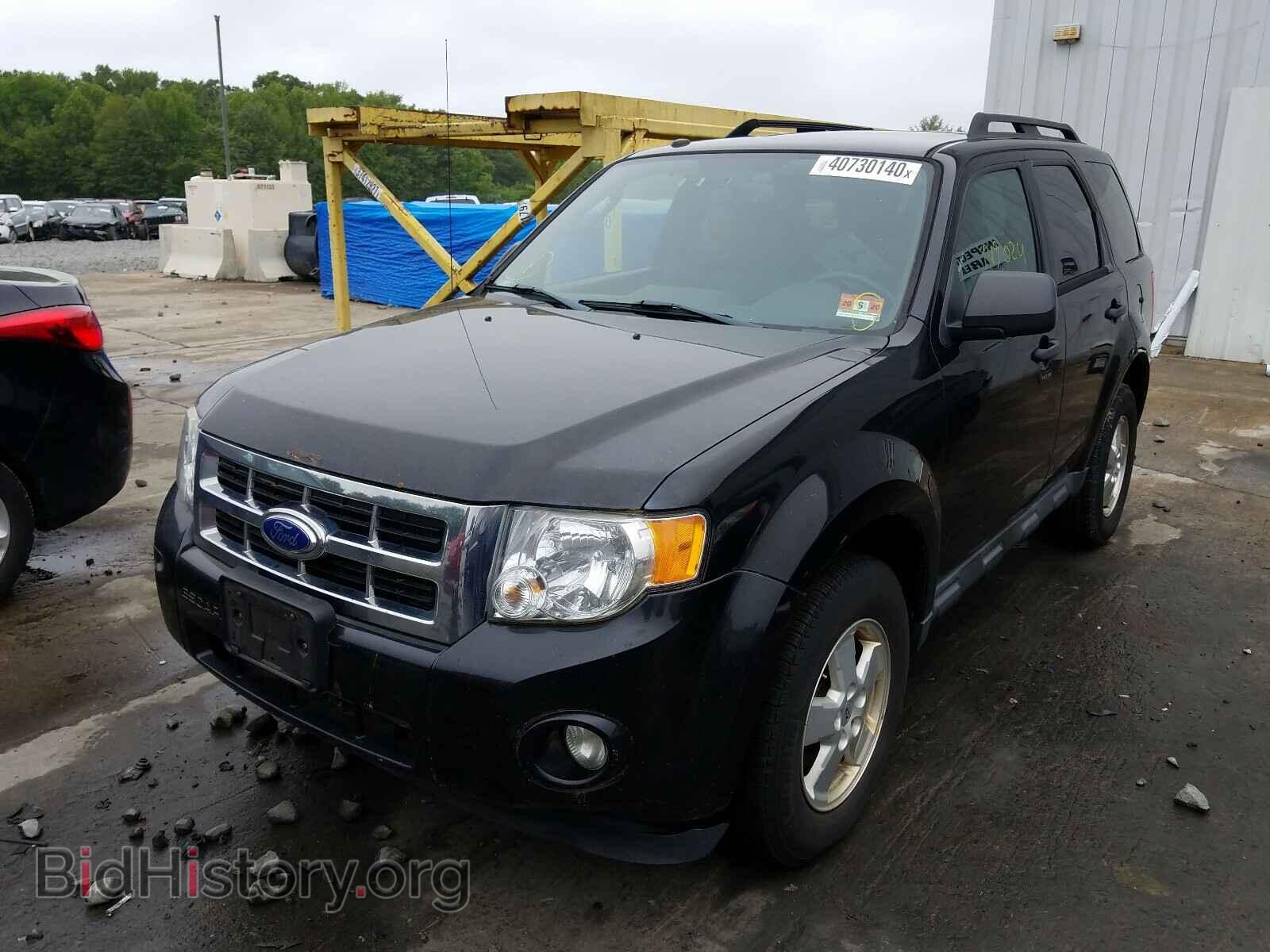 2011 FORD ESCAPE - VIN: 1FMCU9D73BKC47075 - Фото 2