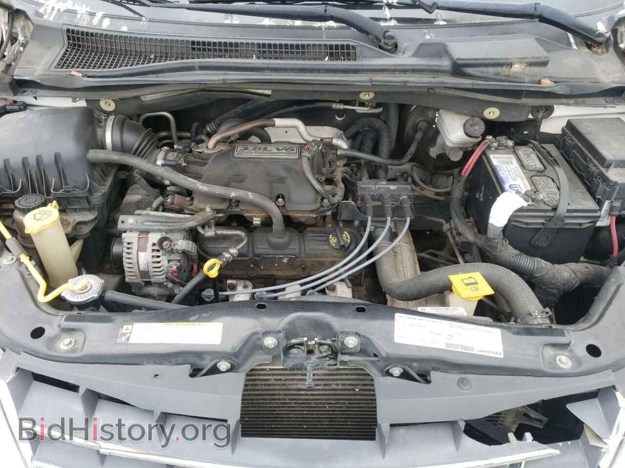 2008 CHRYSLER MINIVAN - VIN: 2A8HR54PX8R644855 - Фото 7