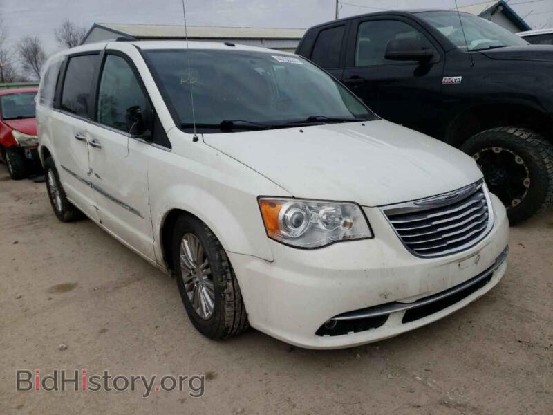 2011 Chrysler MINIVAN (VIN 2A4RR6DG4BR630601) — photo 4 of 13