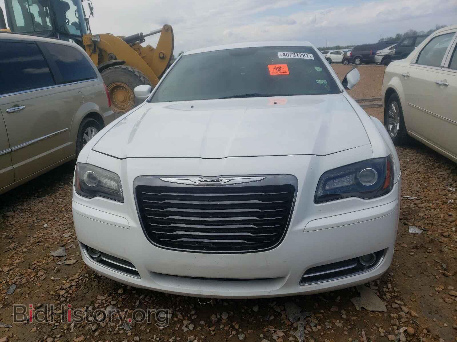 2014 CHRYSLER 300 - VIN: 2C3CCABG0EH286539 - Фото 9