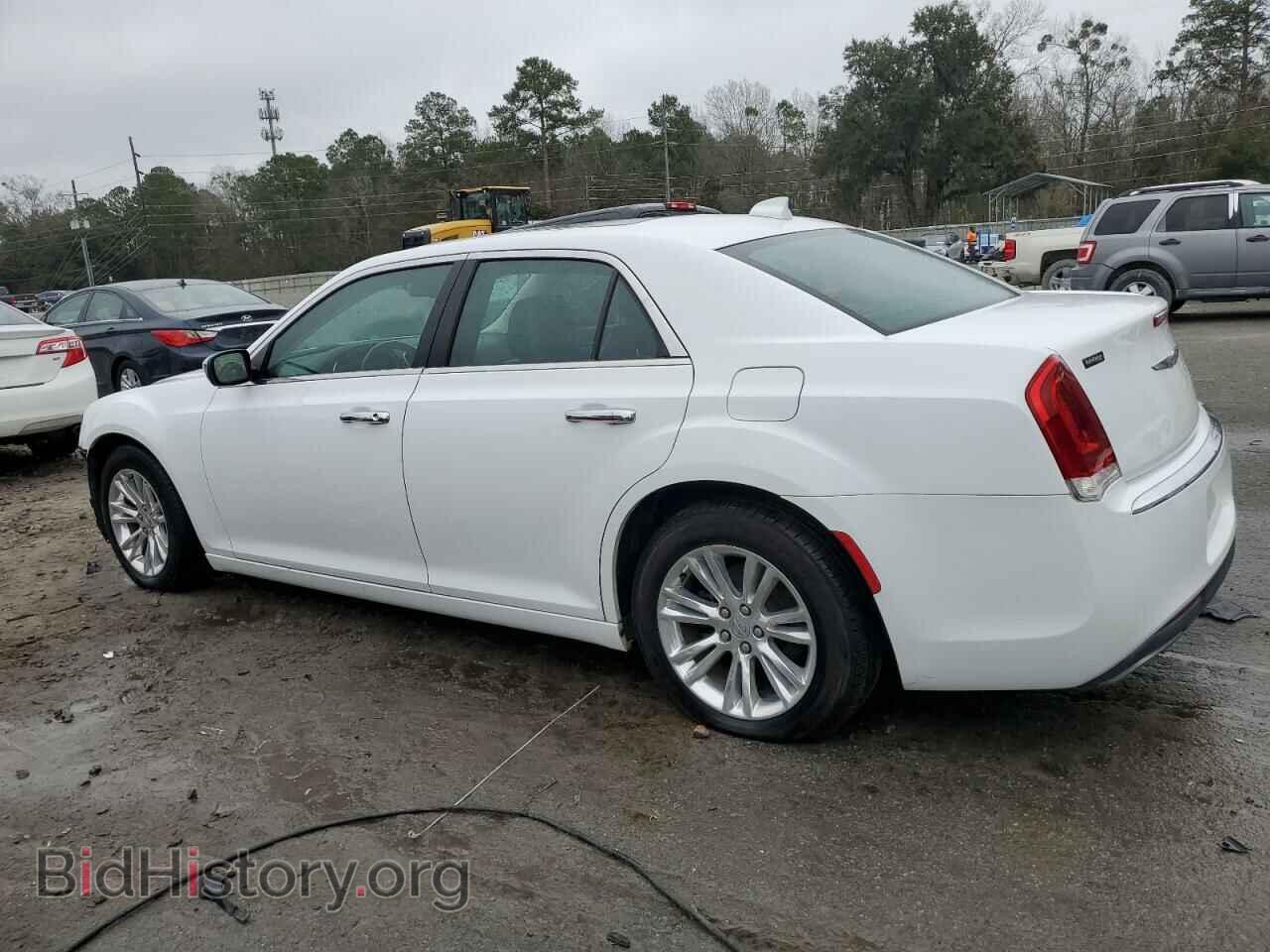 2016 CHRYSLER 300 - VIN: 2C3CCAEG3GH111099 - Фото 2