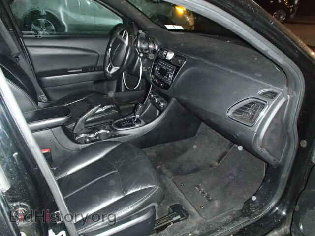 2013 CHRYSLER 200 - VIN: 1C3CCBCB6DN568070 - Photo 5