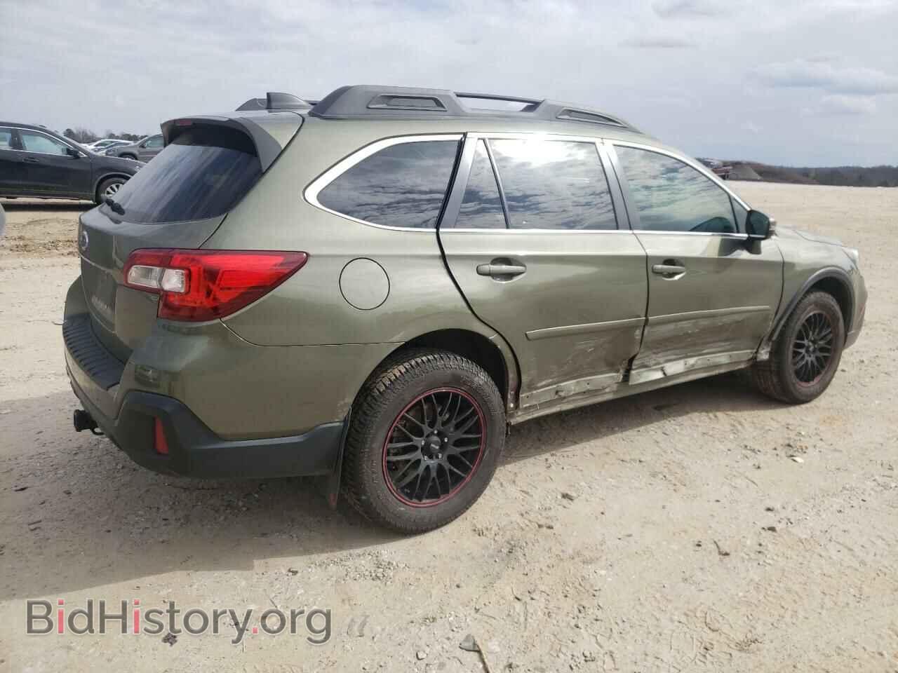 2018 SUBARU OUTBACK - VIN: 4S4BSAFC4J3375590 - Фото 3