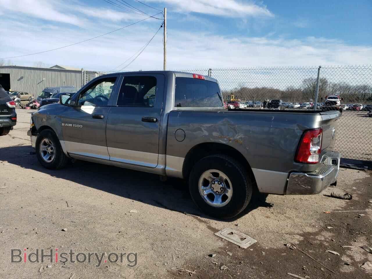 2011 DODGE RAM 1500 - VIN: 1D7RB1CPXBS550612 - Фото 2