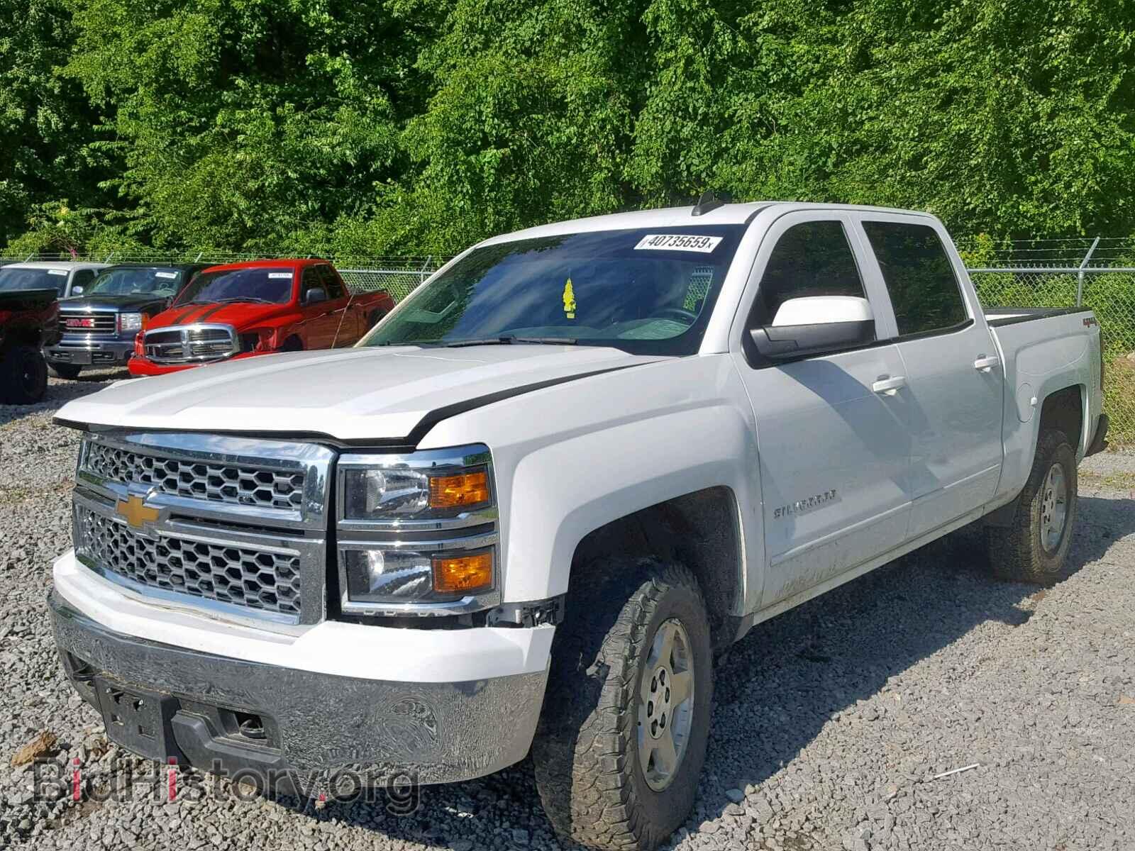 2015 CHEVROLET SILVERADO - VIN: 3GCUKREC5FG117404 - Photo 2