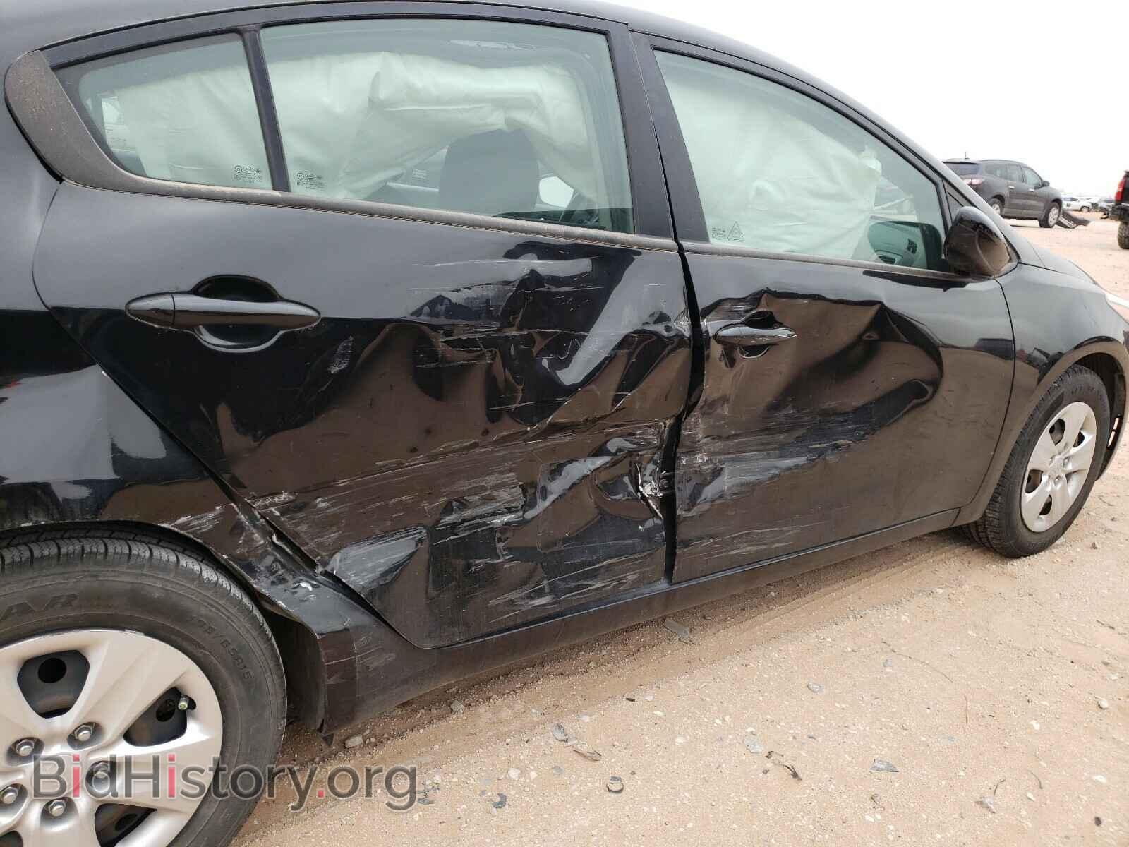 2017 KIA FORTE - VIN: 3KPFK4A71HE082427 - Photo 9