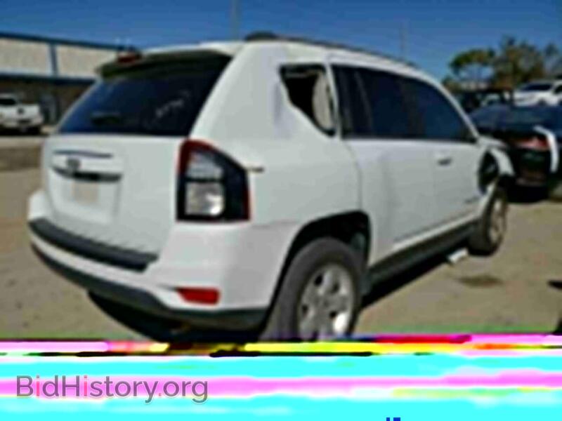 2015 Jeep COMPASS (VIN 1C4NJCBA9FD313575) — photo 3 of 13