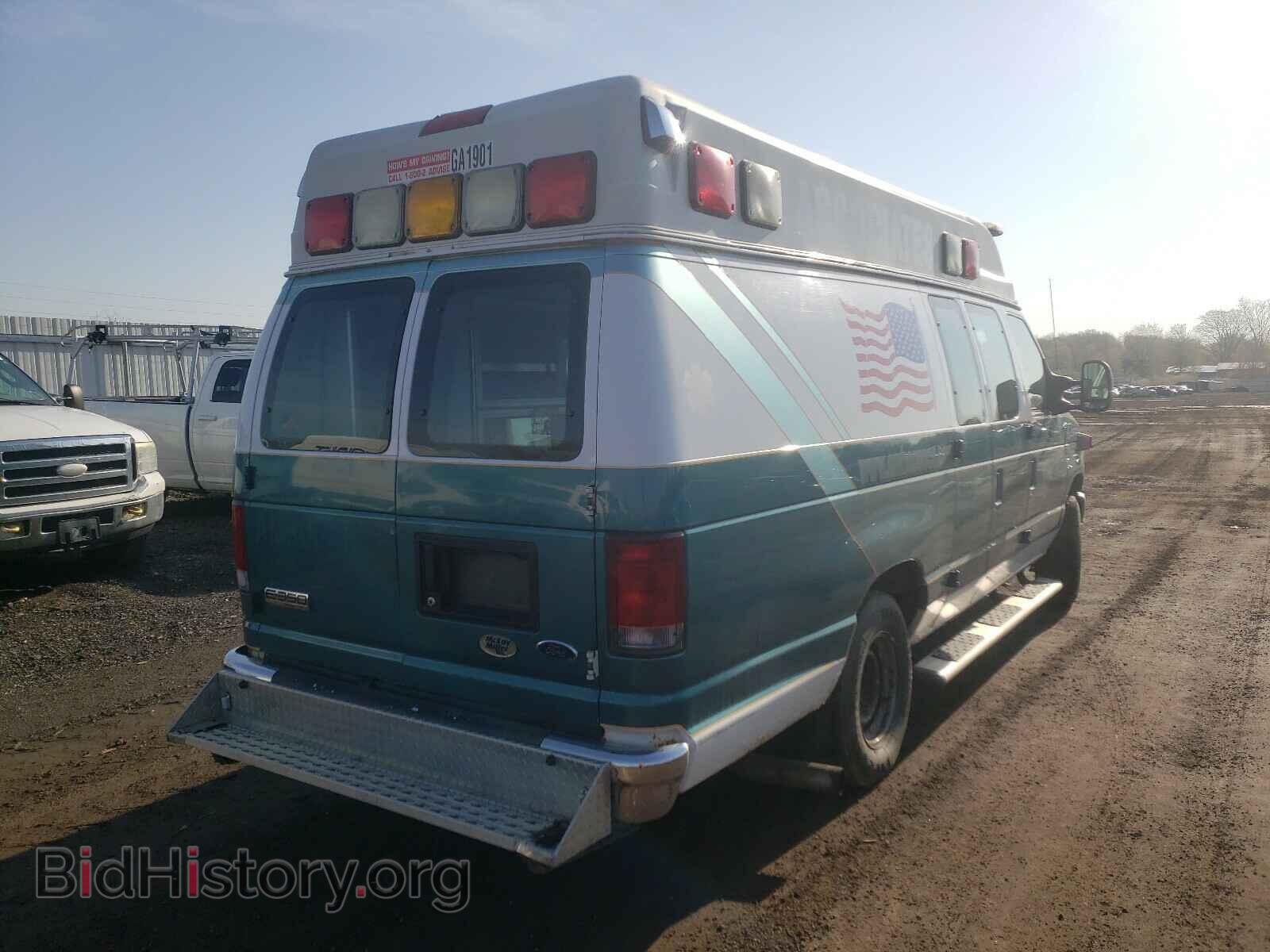 2009 FORD ECONOLINE - VIN: 1FDSS34P59DA80358 - Photo 4