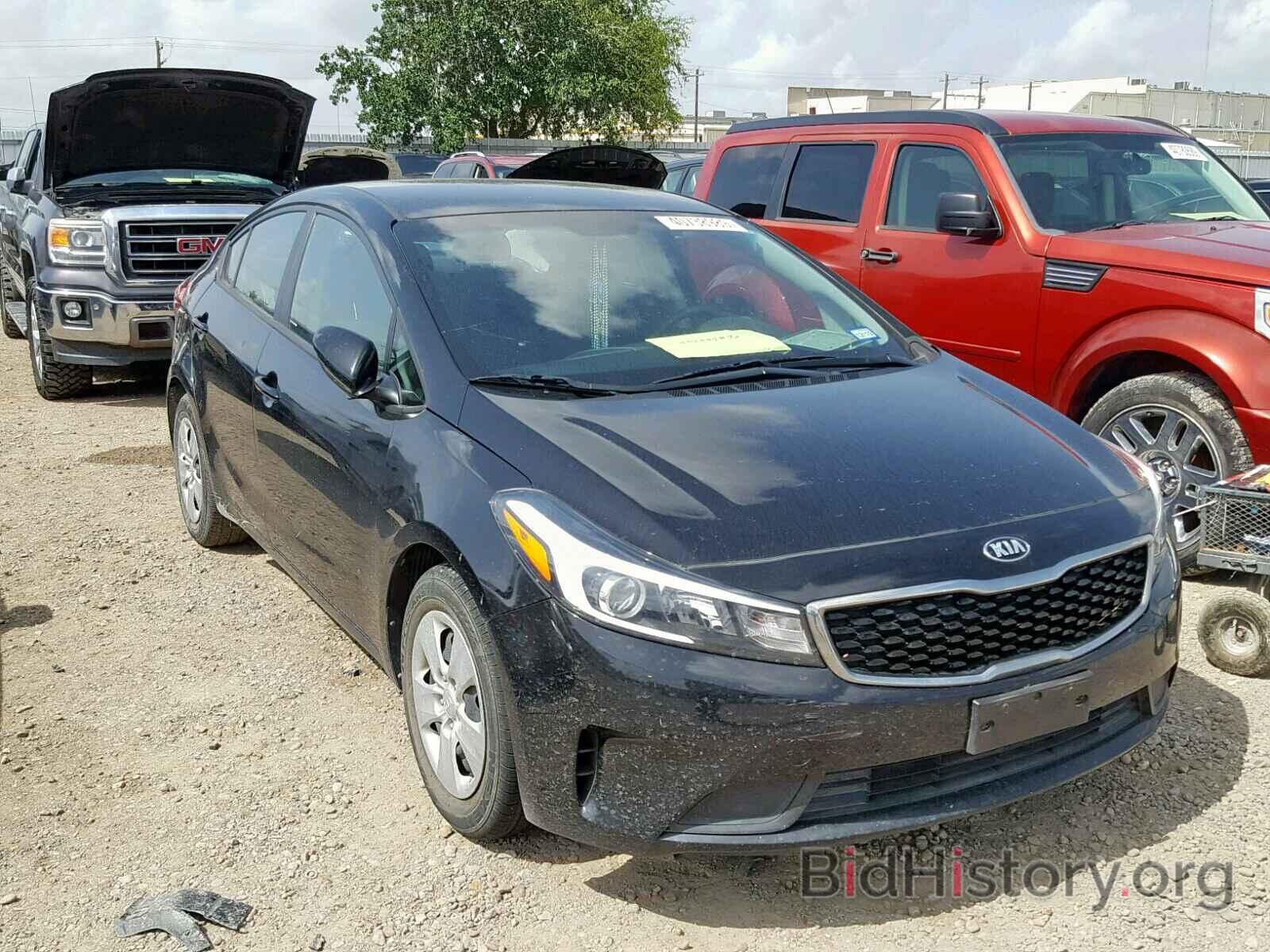 Фотография 3KPFK4A79HE085396 - KIA FORTE LX 2017