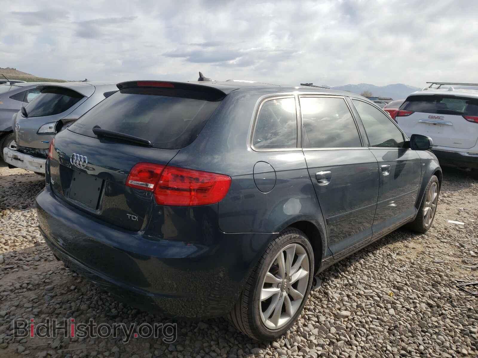 2012 AUDI A3 - VIN: WAUBJAFM7CA101022 - Фото 4