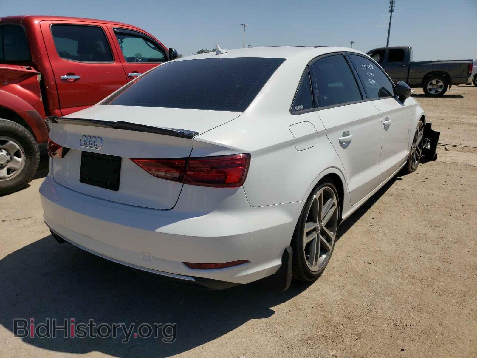 2017 AUDI A3 - VIN: WAUAUGFF4H1066745 - Фото 4