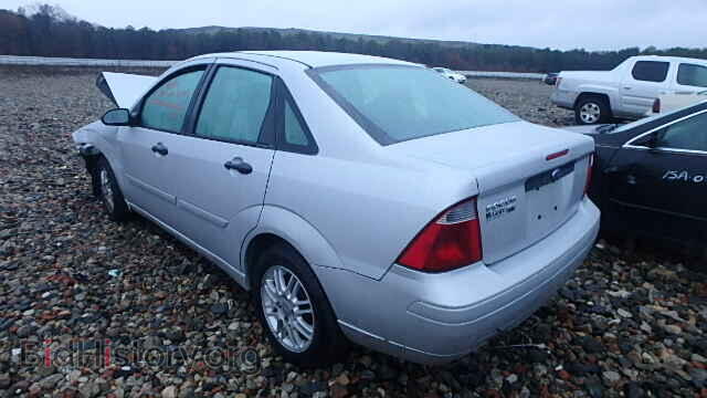 2007 FORD FOCUS - VIN: 1FAFP34N77W320555 - Фото 3