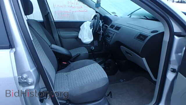2007 FORD FOCUS - VIN: 1FAFP34N77W320555 - Фото 5