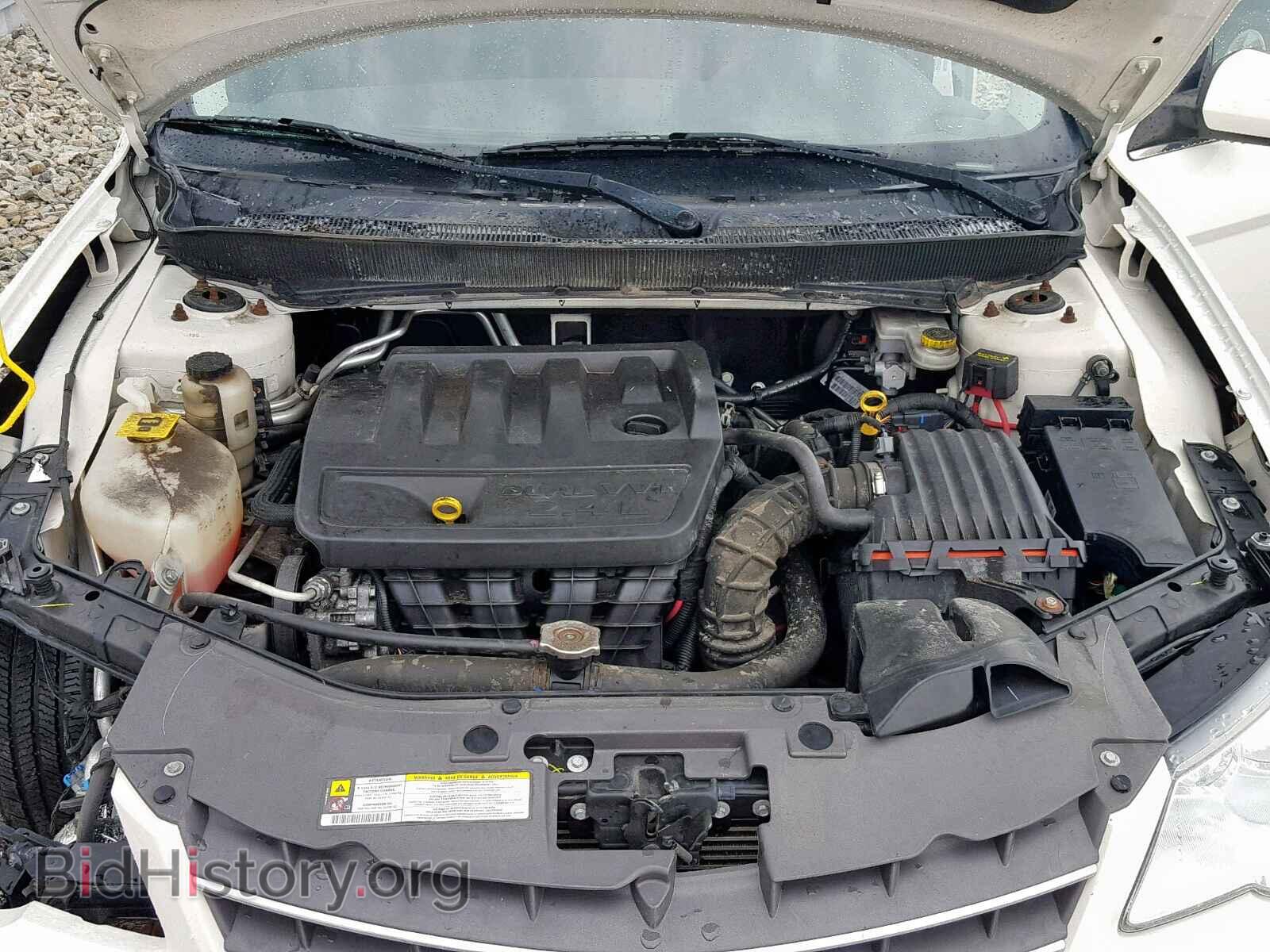 2010 CHRYSLER SEBRING - VIN: 1C3CC5FB3AN185244 - Фото 7
