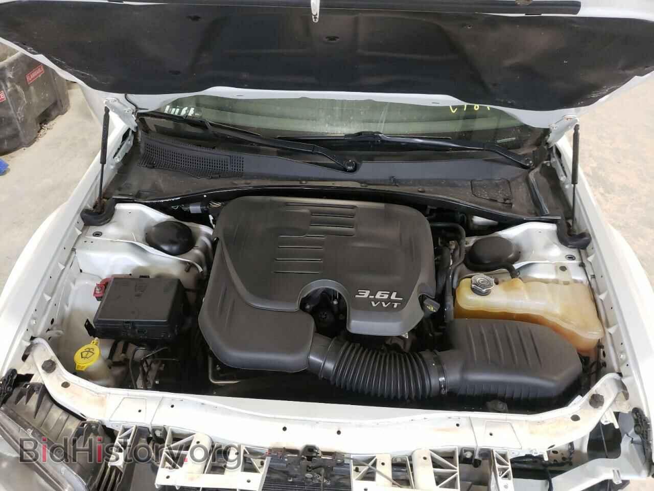 2014 CHRYSLER 300 - VIN: 2C3CCABG4EH272384 - Фото 7