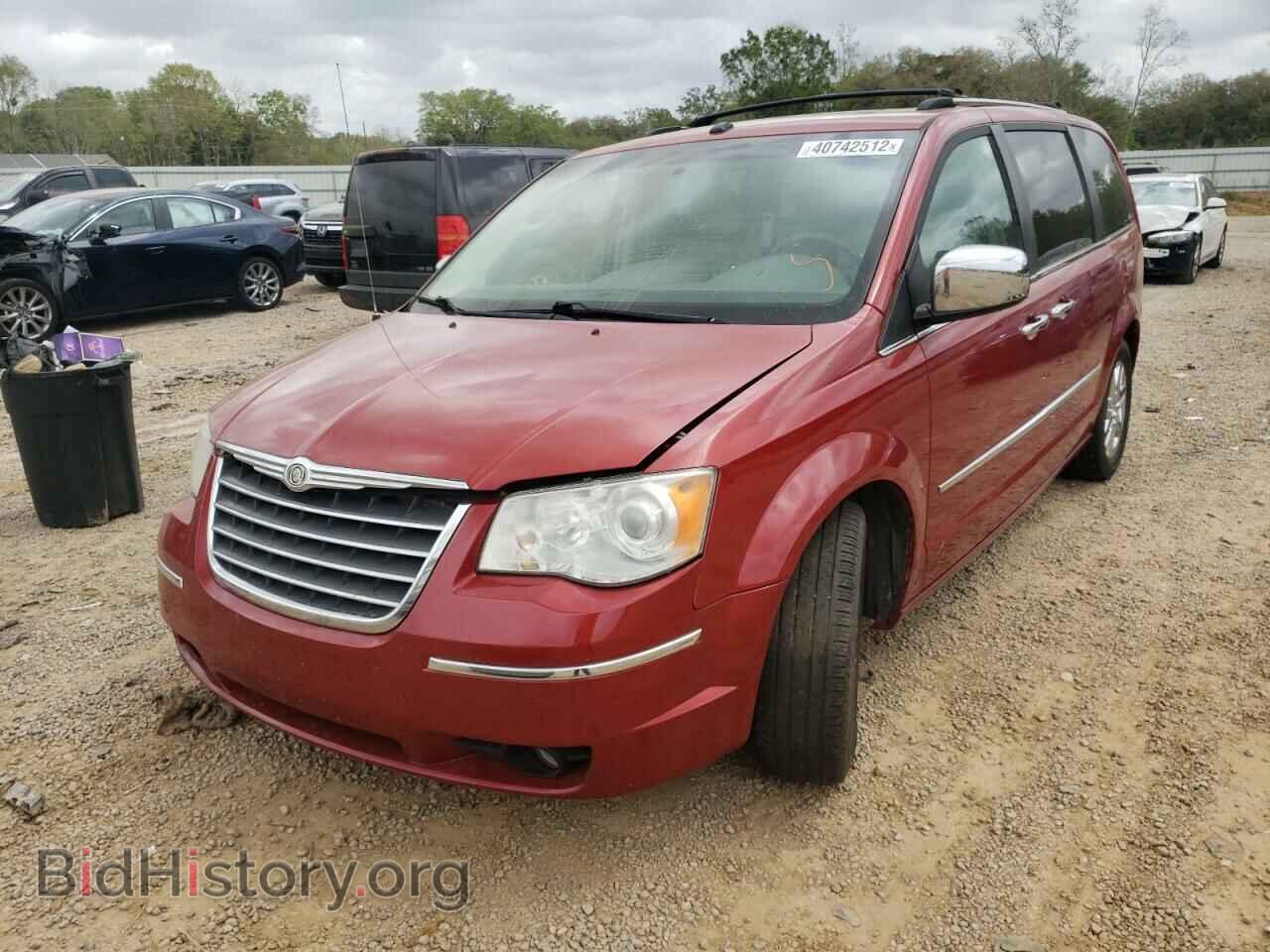 2010 CHRYSLER MINIVAN - VIN: 2A4RR6DX8AR133985 - Фото 2