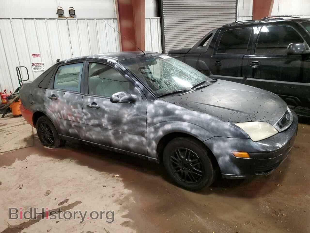 2007 FORD FOCUS - VIN: 1FAHP34N27W103472 - Фото 4