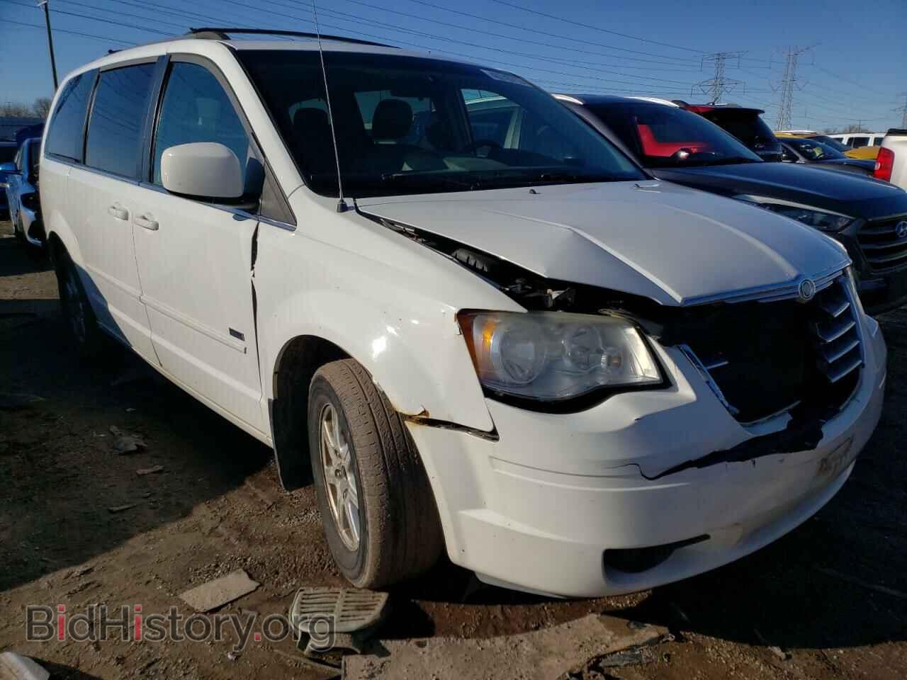 2008 CHRYSLER MINIVAN - VIN: 2A8HR54P28R709987 - Фото 4