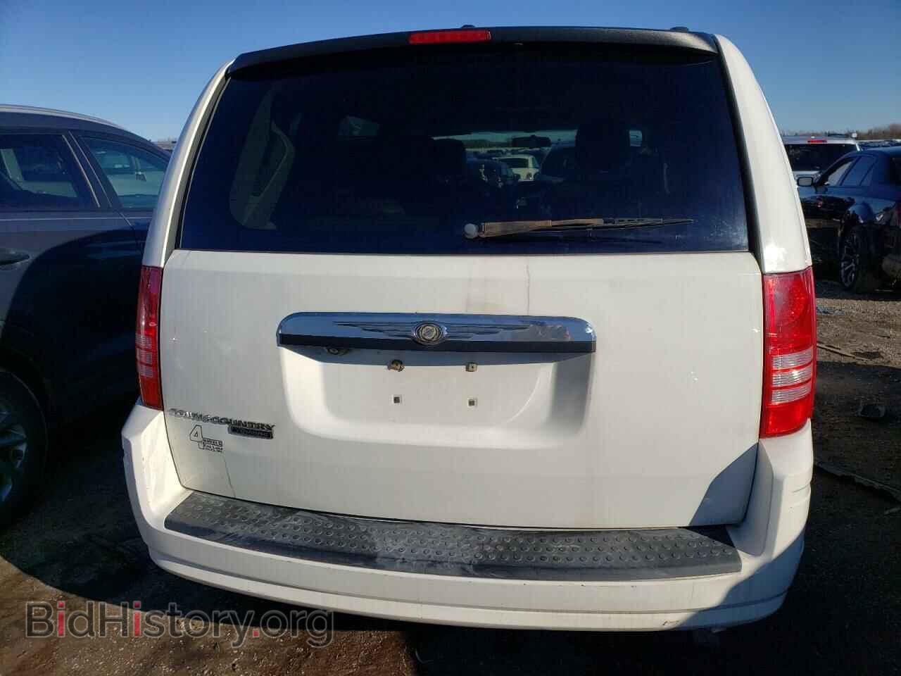 2008 CHRYSLER MINIVAN - VIN: 2A8HR54P28R709987 - Фото 6
