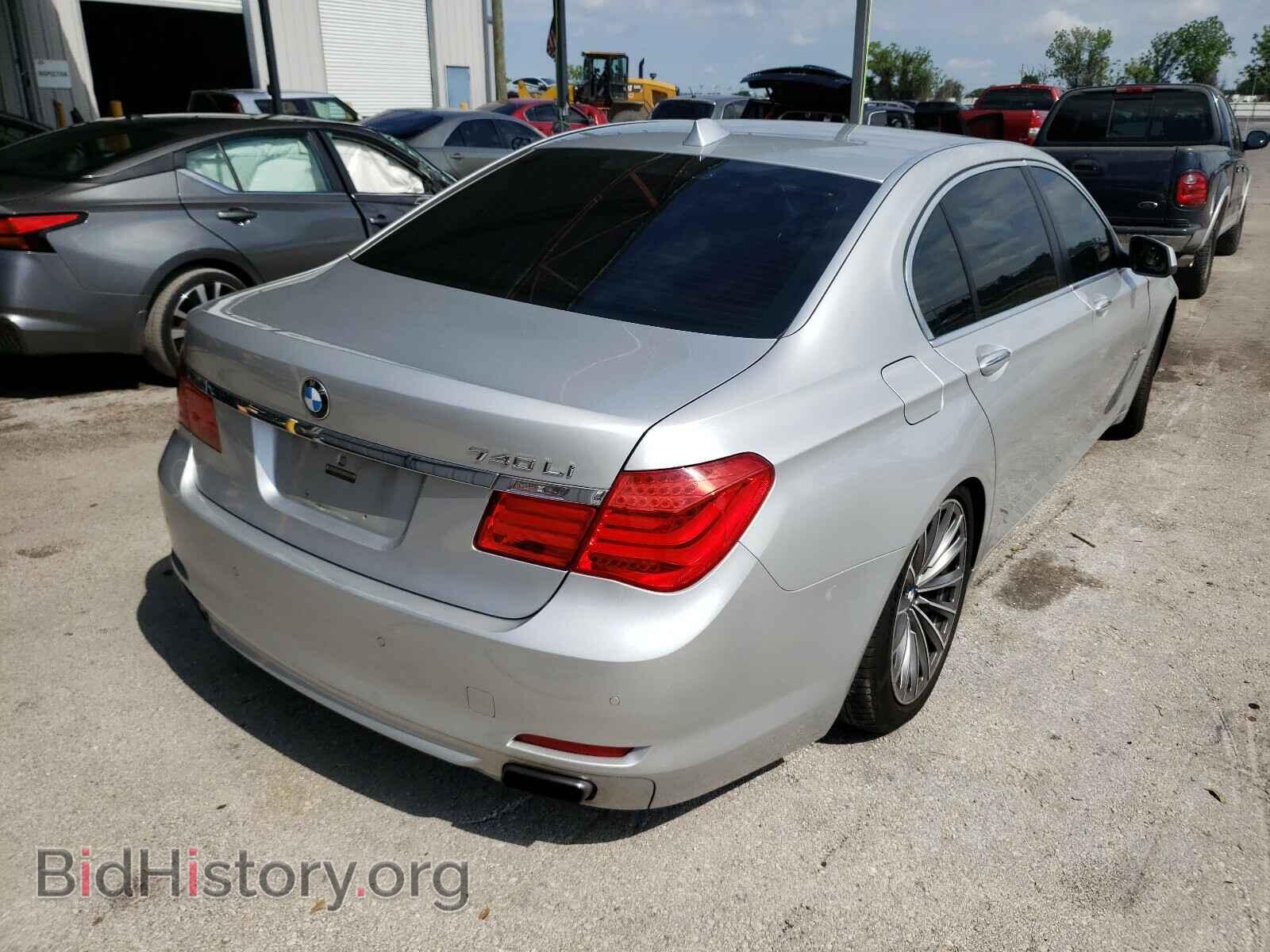 2012 BMW 7 SERIES - VIN: WBAKB4C50CC575426 - Фото 4