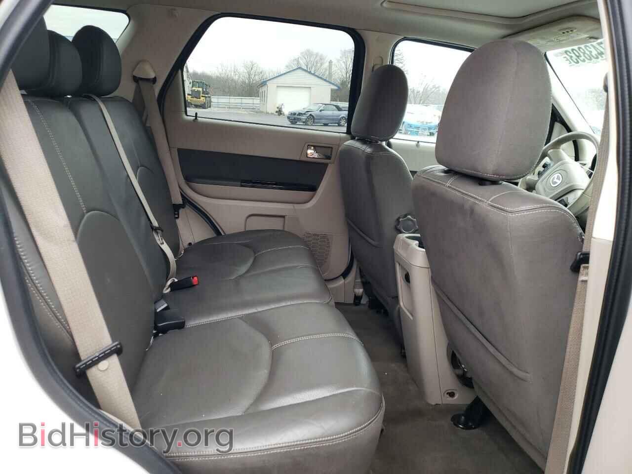 2011 MAZDA TRIBUTE - VIN: 4F2CY0C76BKM02143 - Фото 10