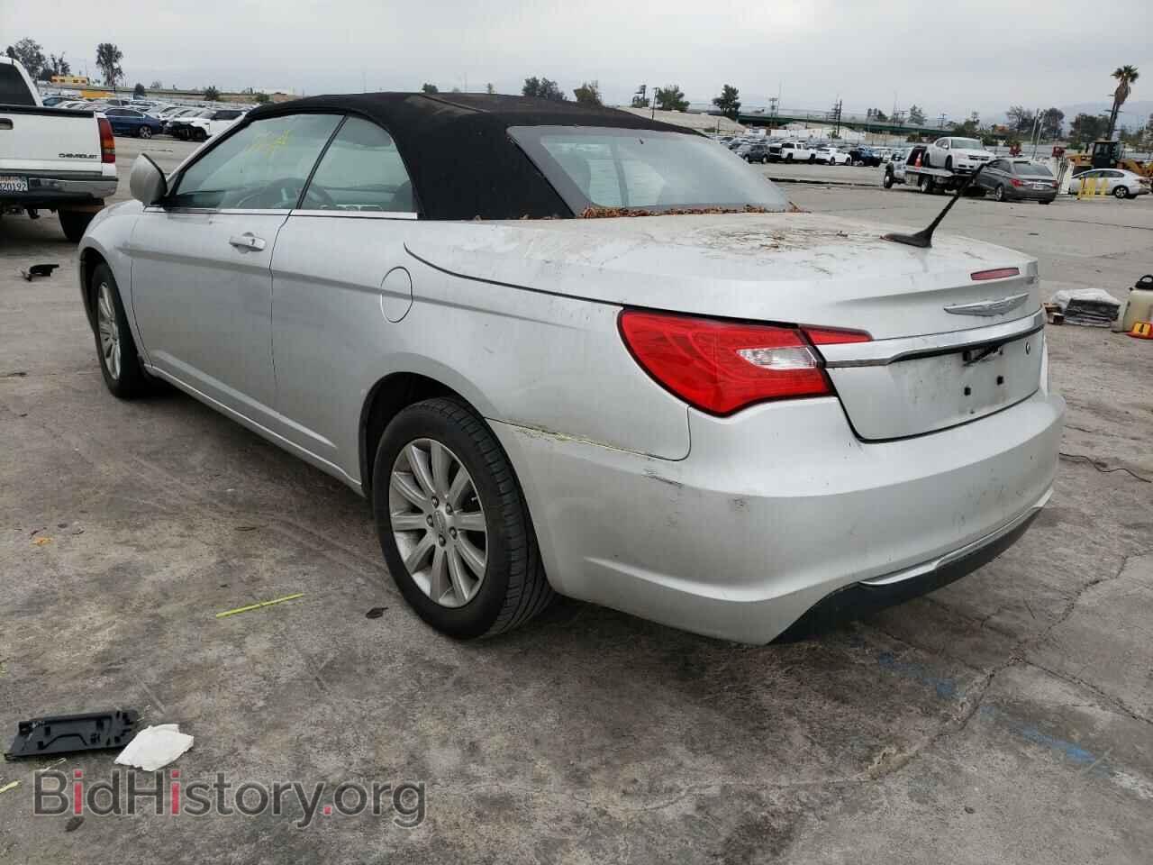 2011 CHRYSLER 200 - VIN: 1C3BC2EB0BN620461 - Фото 3