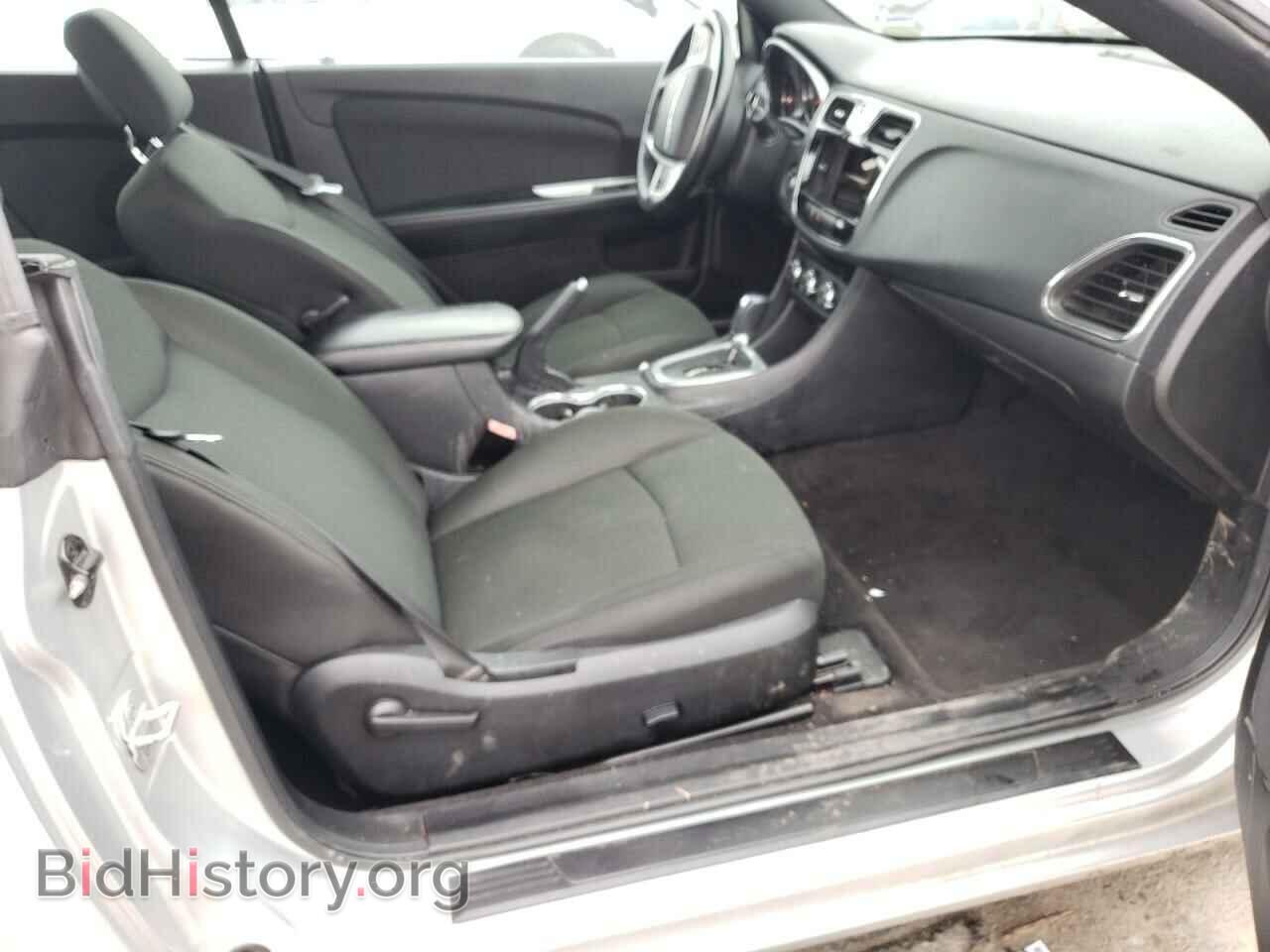 2011 CHRYSLER 200 - VIN: 1C3BC2EB0BN620461 - Фото 5