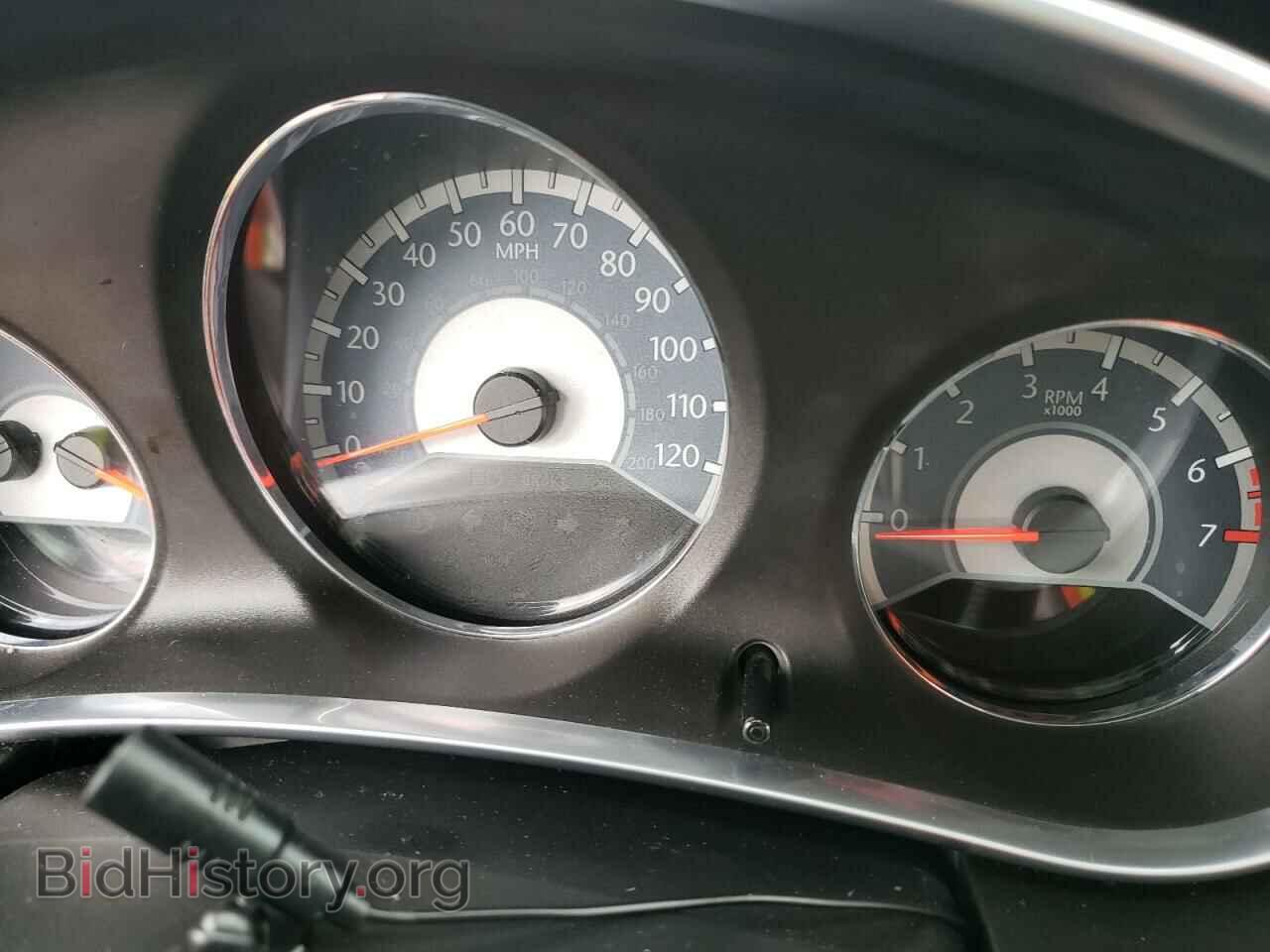2011 CHRYSLER 200 - VIN: 1C3BC2EB0BN620461 - Фото 8