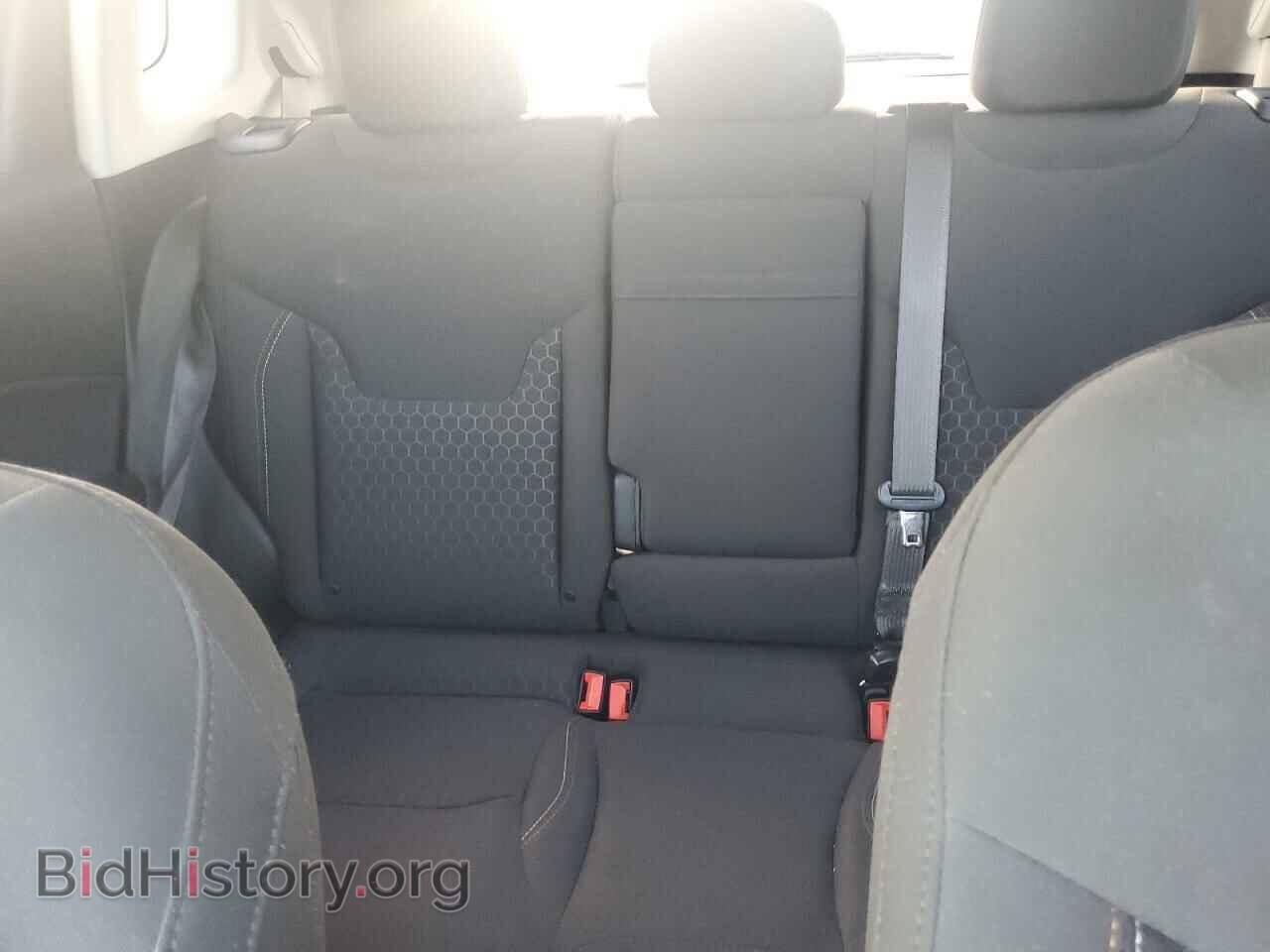 2018 JEEP COMPASS - VIN: 3C4NJCAB8JT223900 - Фото 10