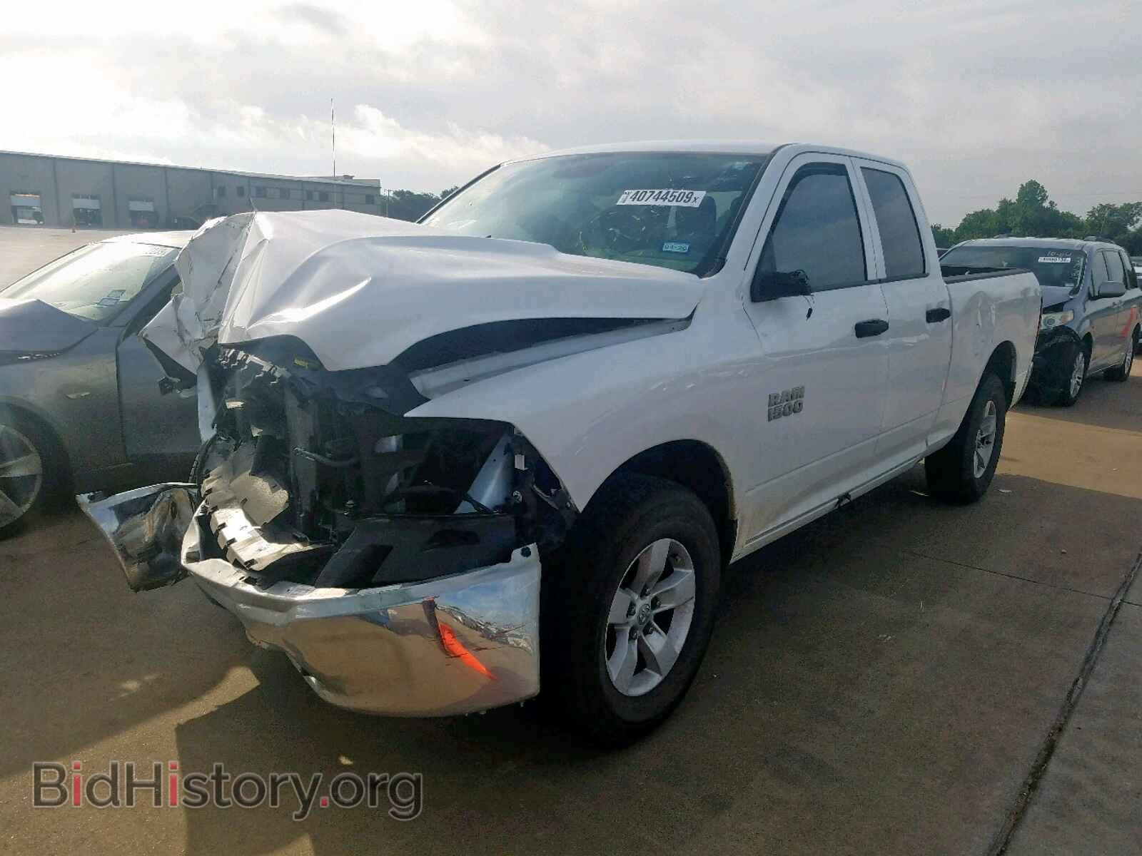 2017 RAM 1500 ST - VIN: 1C6RR6FG1HS636728 - Фото 2