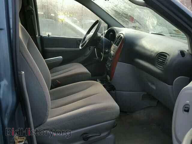 2006 CHRYSLER MINIVAN - VIN: 2A4GP44RX6R880868 - Фото 5